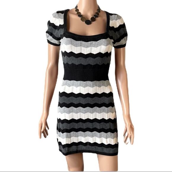 H&M Striped Knit Dress SMALL - Picture 1 of 16
